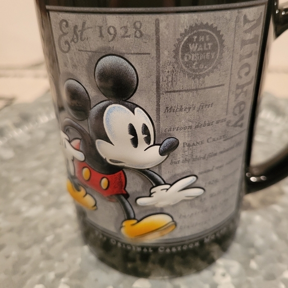 ⭐️40% Off⭐️ Walt Disney World 3D 1928 Mickey Mouse Mug - Picture 3 of 5